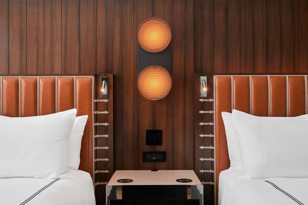 The Godfrey Detroit Curio Collection By Hilton Hotell Rom bilde