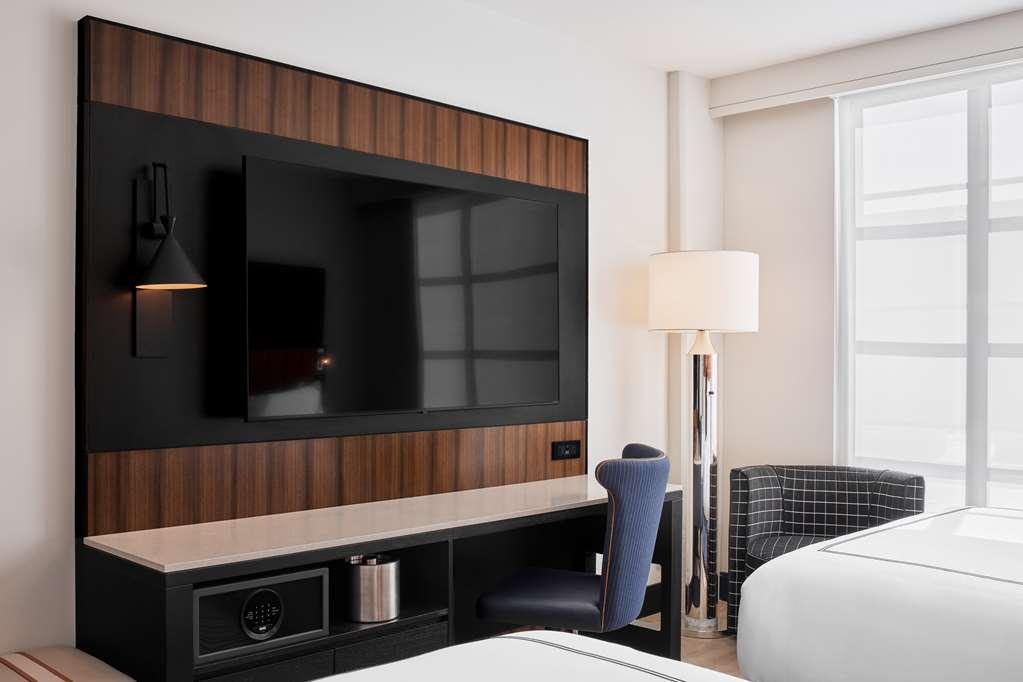The Godfrey Detroit Curio Collection By Hilton Hotell Rom bilde