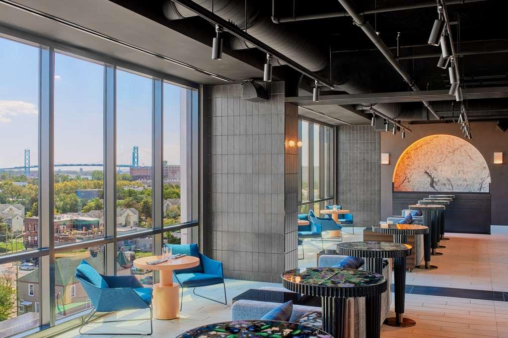 The Godfrey Detroit Curio Collection By Hilton Hotell Restaurant bilde